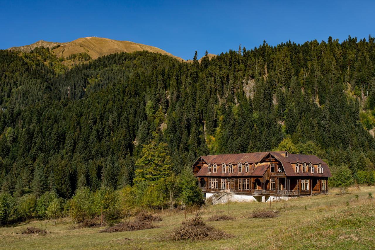 Chateau Dio Ambrolauri Esterno foto